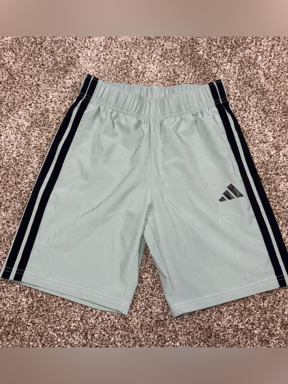 Adidas Sage Green Youth Boys 3-Stripe Athletic Shorts Size Medium (10/12)